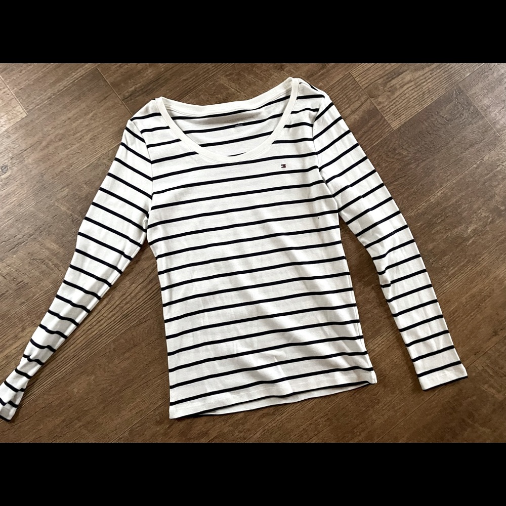 Tommy Hilfiger long sleeve stripped shirt